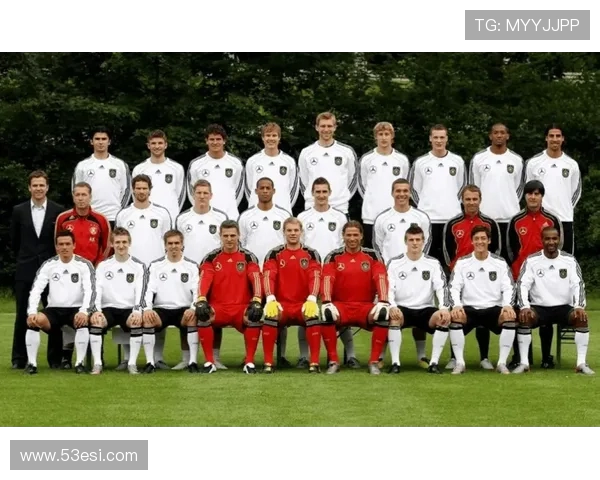 德甲球队之间复杂关系图解及联盟合作模式